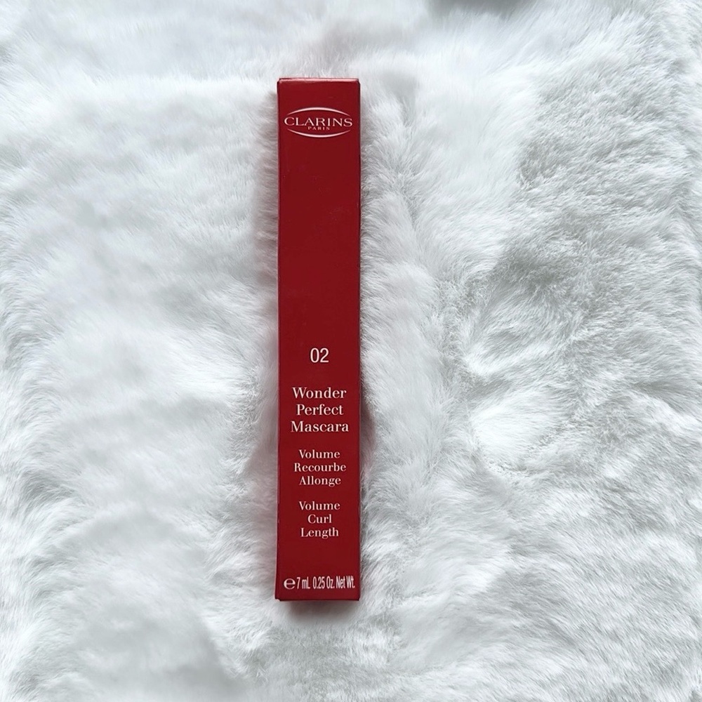 NIB Clarins Wonder Perfect Mascara in 02 Wonder Brown